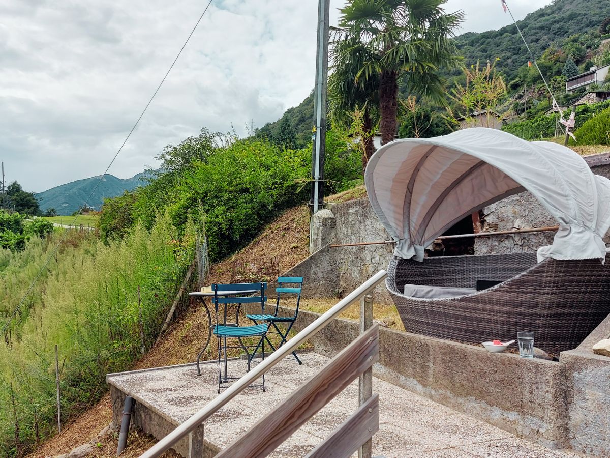 Ferienwohnung mit Garten im Tessin